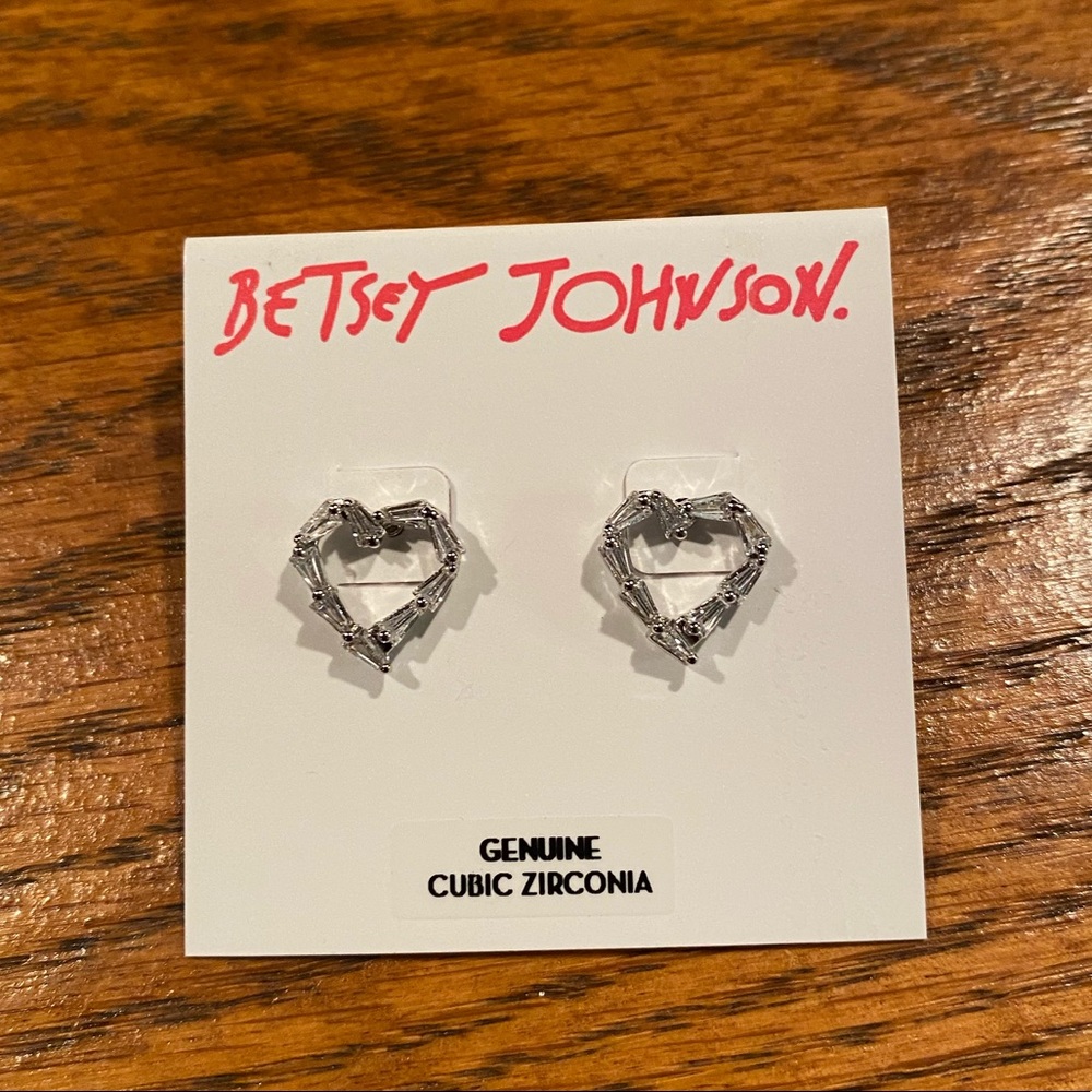 Betsey Johnson Heart Earrings